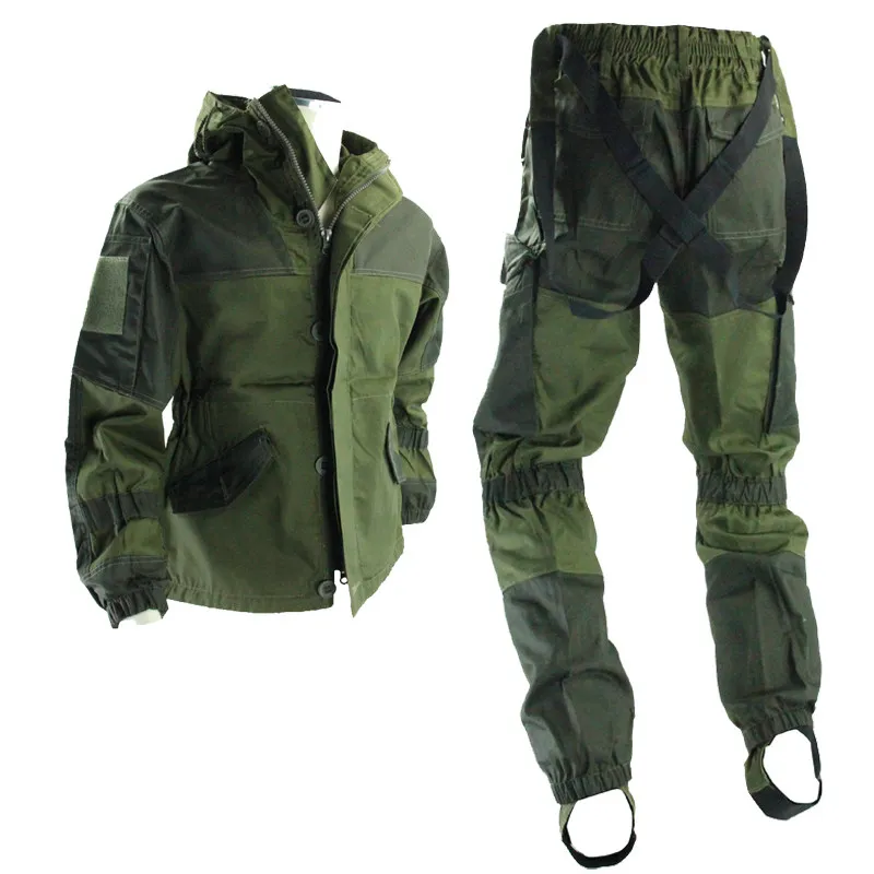

Russian Spring-autumn Mountain Wear Set - Durable and Rugged Overcoat