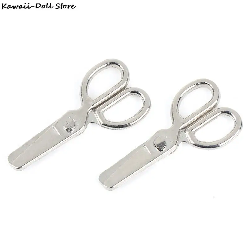 Mini tijeras de Metal para casa de muñecas en miniatura, muebles para decoración de casa de muñecas 1:12, 2 uds.