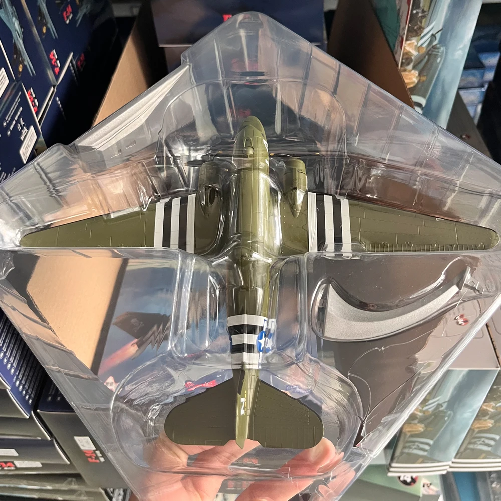 مقياس 1:100 الحرب العالمية الثانية دوغلاس C47 C-47 Skytrain طائرات النقل دييكاست طائرة معدنية وضع الطائرة #1