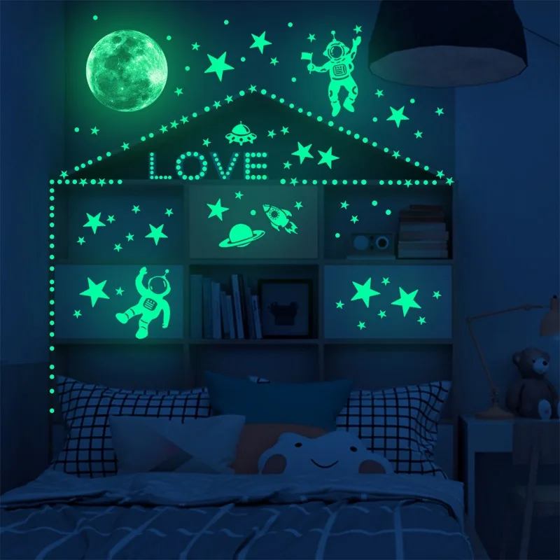 Creative Luminous Astronaut Alien Spaceship Star Moon Wall Sticker Jid Bedroom Boy Room Glow in The Dark DIY Cartoon Decoration