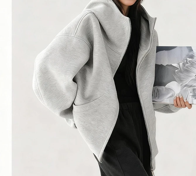 

2025 Autumn/Winter New Retro Hooded Cardigan Thickened Hoodie Women's Coat