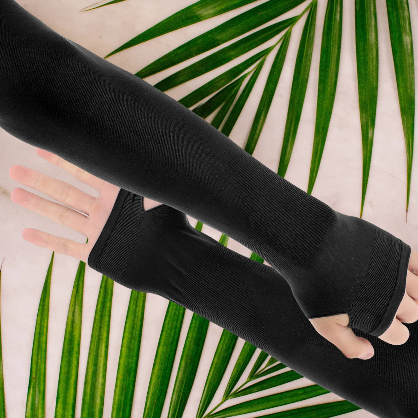 زوج واحد من واقيات ذراع التبريد الصيفية للحماية من الأشعة فوق البنفسجية وقابلة لإعادة الاستخدام وممتصة للعرق وخفيفة الوزن للاستخدام في الهواء الطلق