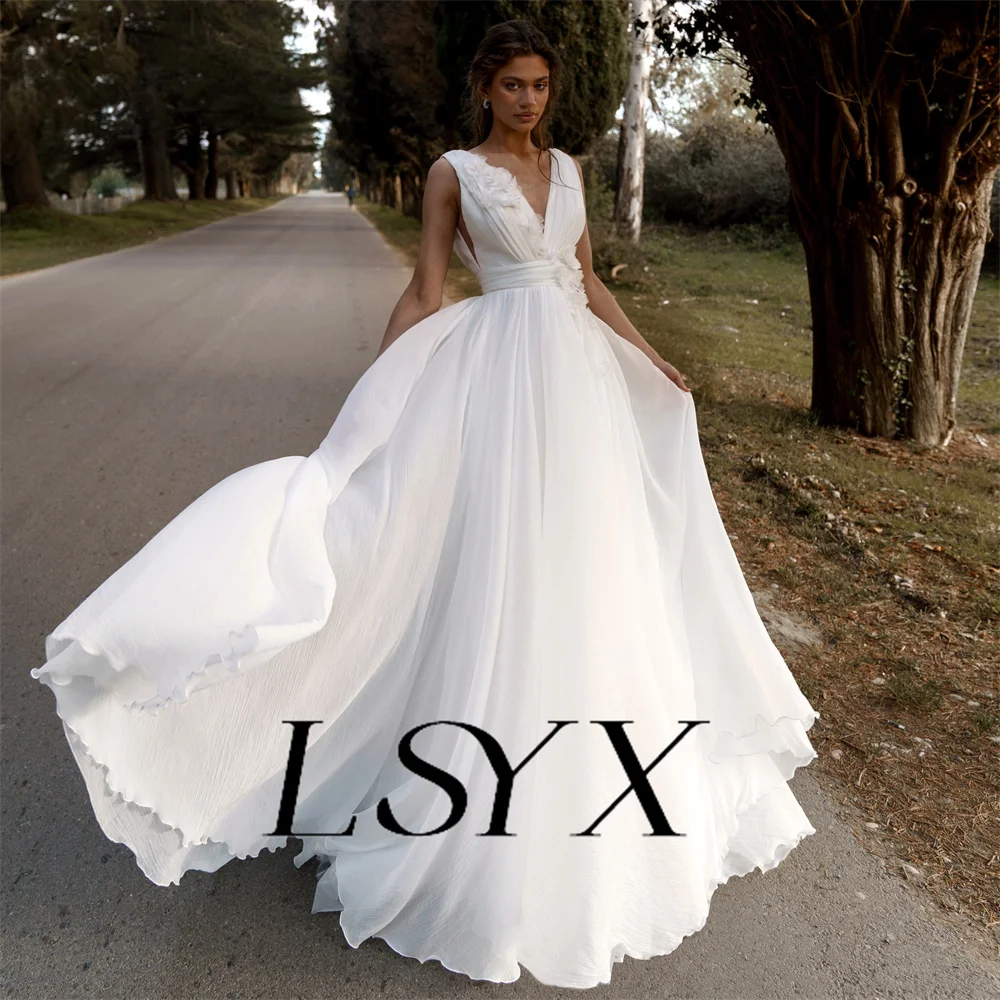 Lsyx boho ärmellose 3d Blumen falten Fee Chiffon Brautkleid offener Rücken V-Ausschnitt A-Linie Gericht Zug Brautkleid nach Maß