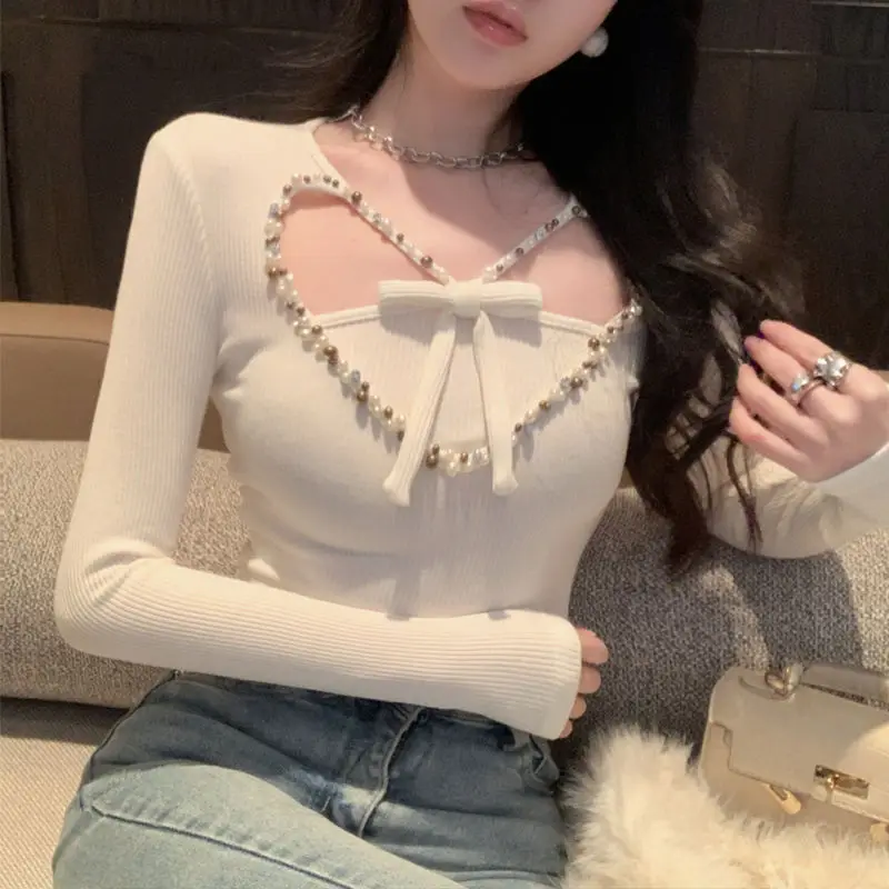 Female Korean Fashion Slim Diamonds Bottoming Shirt Autumn Trend Sexy Hollow Out Long Sleeve V-neck T-Shirts Women Clothing Tops