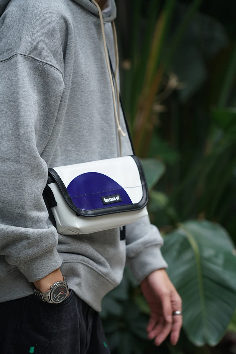 

Instead of T0 Faionable Casual Crossbody Bag ex Small Personal Bag Street Sle Soft PVC Youth Magic Tape Closure