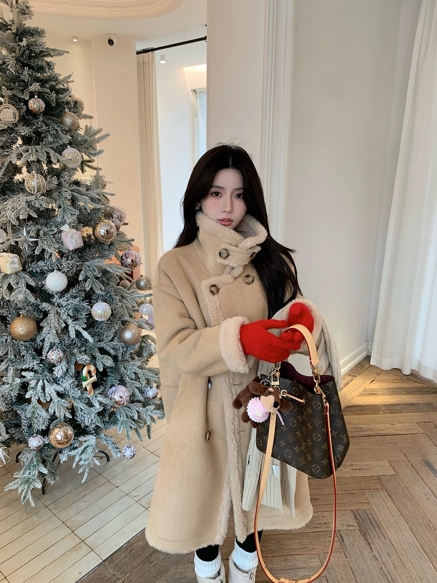 

Double-Sided Wear Long Women's Lamb Fur Coat Inteated Leather And Fur Outerwear Warm Casual Sle Straight Cut Design