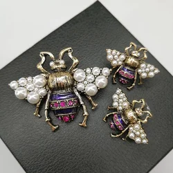 Vintage Women's Bee Brooches Made of Vintage Copper Pearls Insect Pins Earrings Decorations Holiday Gifts Wholesale