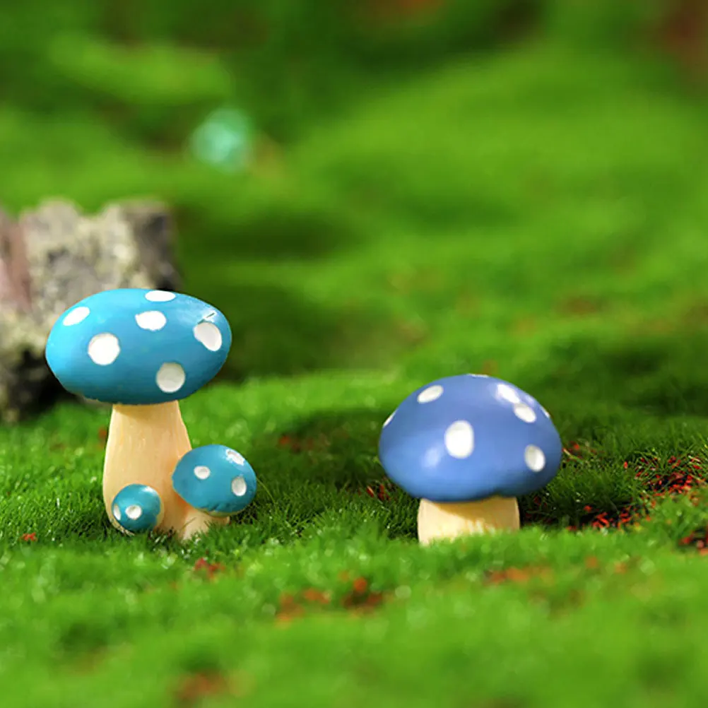 

16 Pcs Mini Resin Figurines Mushroom Toy Tiny Mushrooms Craft Party naments Yard Art Sculpture Statue