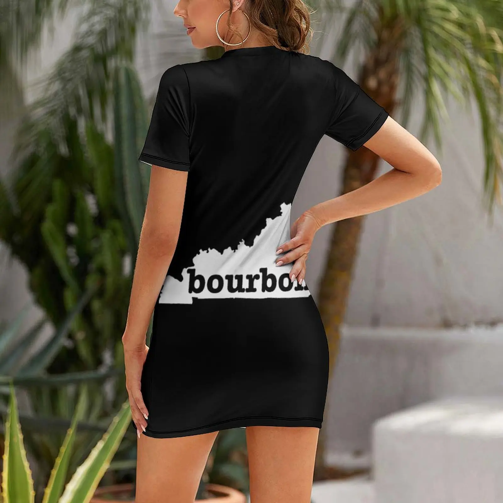 T-shirt à manches courtes Bourbon pour femmes, robes de luxe élégantes, tri à la maison, vente