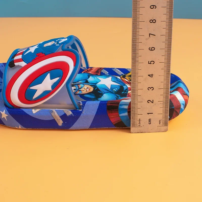 Disney Marvel pantofole per bambini ragazzi e ragazze estate Cartoon Beach antiscivolo scarpe da interno con suola morbida sandali per la casa