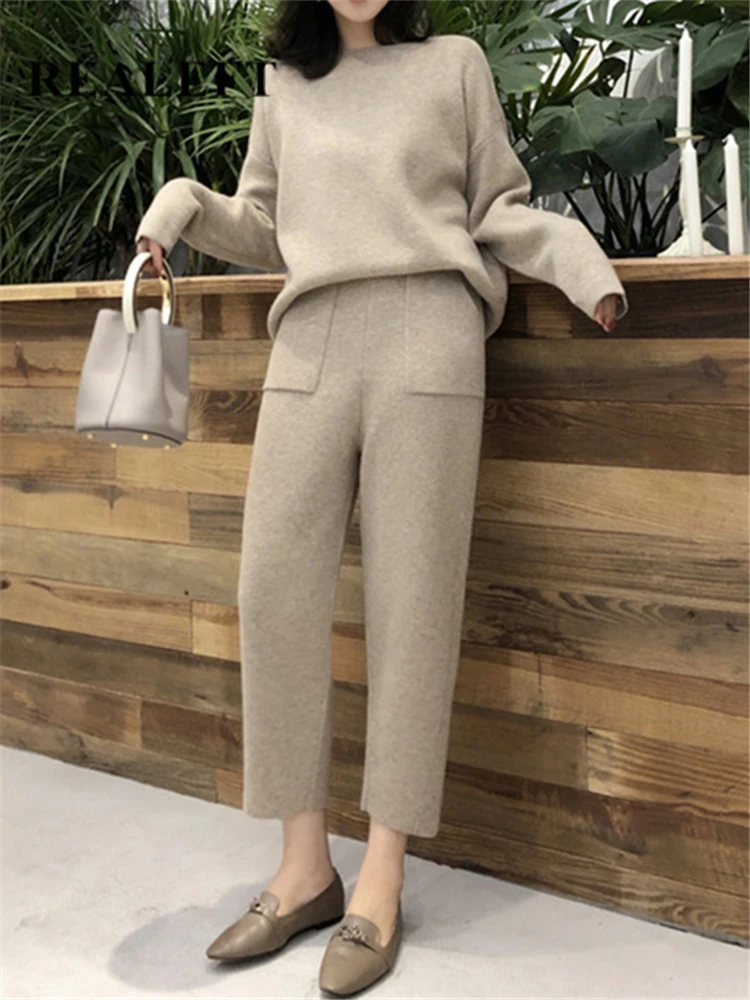 REALEFT 2 Pieces Women\'s Sets Warm Knitted Tracksuit 2022 New Autumn Winter O-Neck Sweater and Casual Harme Pants Pullover Suits