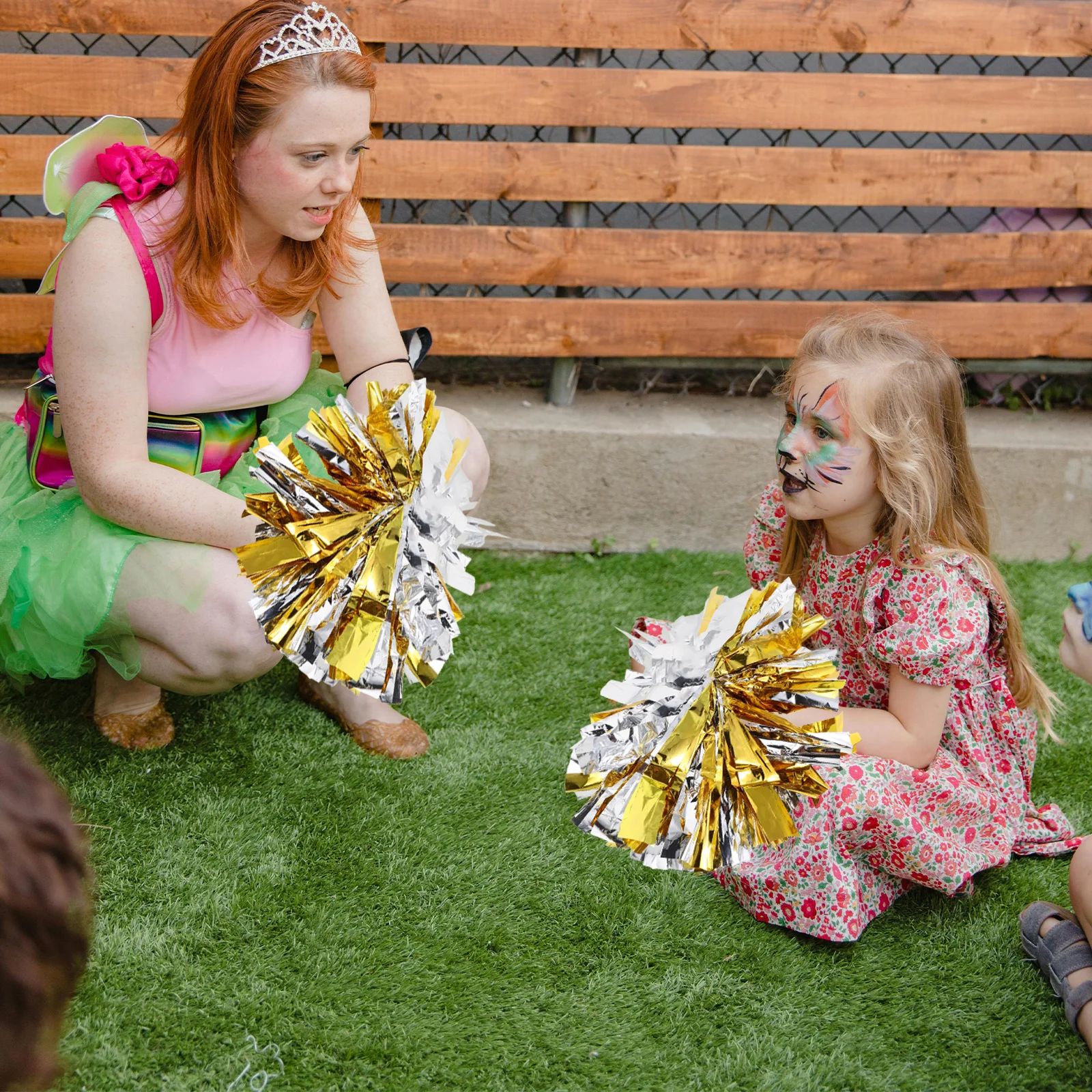 6 قطعة مقابض التشجيع بوم بومس استخدام متعدد الاستخدامات لفرق الرقص والأحداث الرياضية والتجمعات الاحتفالية وألعاب الفريق #3