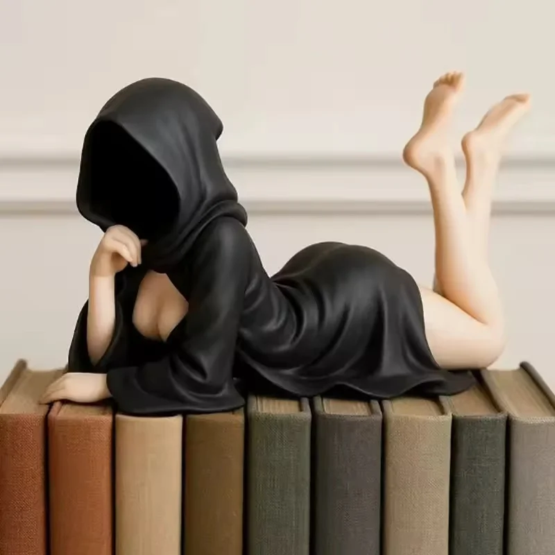 HOT Sexy 3d Mysterious Statue Gothic Black Robe Queen Figure Bookshelf Sculpture Spooky Sitting Statues Desktop Ornaments Gifts
