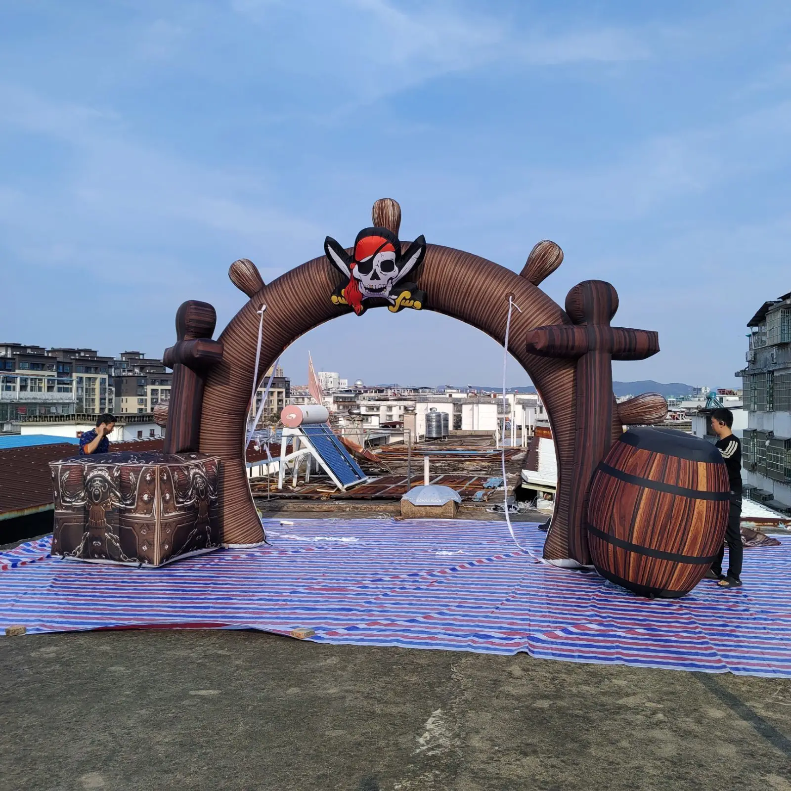 

Fantastic 7mW Inflatable Pirate Ship Arch Entrance With Treasure Box And Wine Barrels For Sea Theme Party Decoration