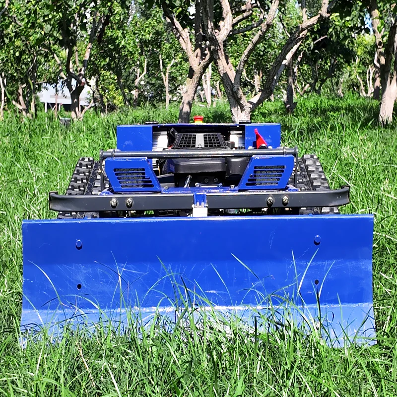 맞춤형 대형 디젤 소형 로봇 잔디깎이 절단 폭 550MM 원격 제어 크롤러 잔디깎이 플레일 모어