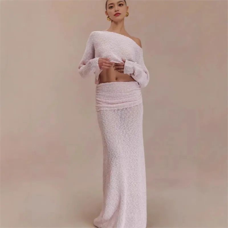 

Женский комплект: плиссированная юбка однотонного цвета и вязаный топ с длинным рукавом на одно плечо для пляжа и купания (накидка на бикини)