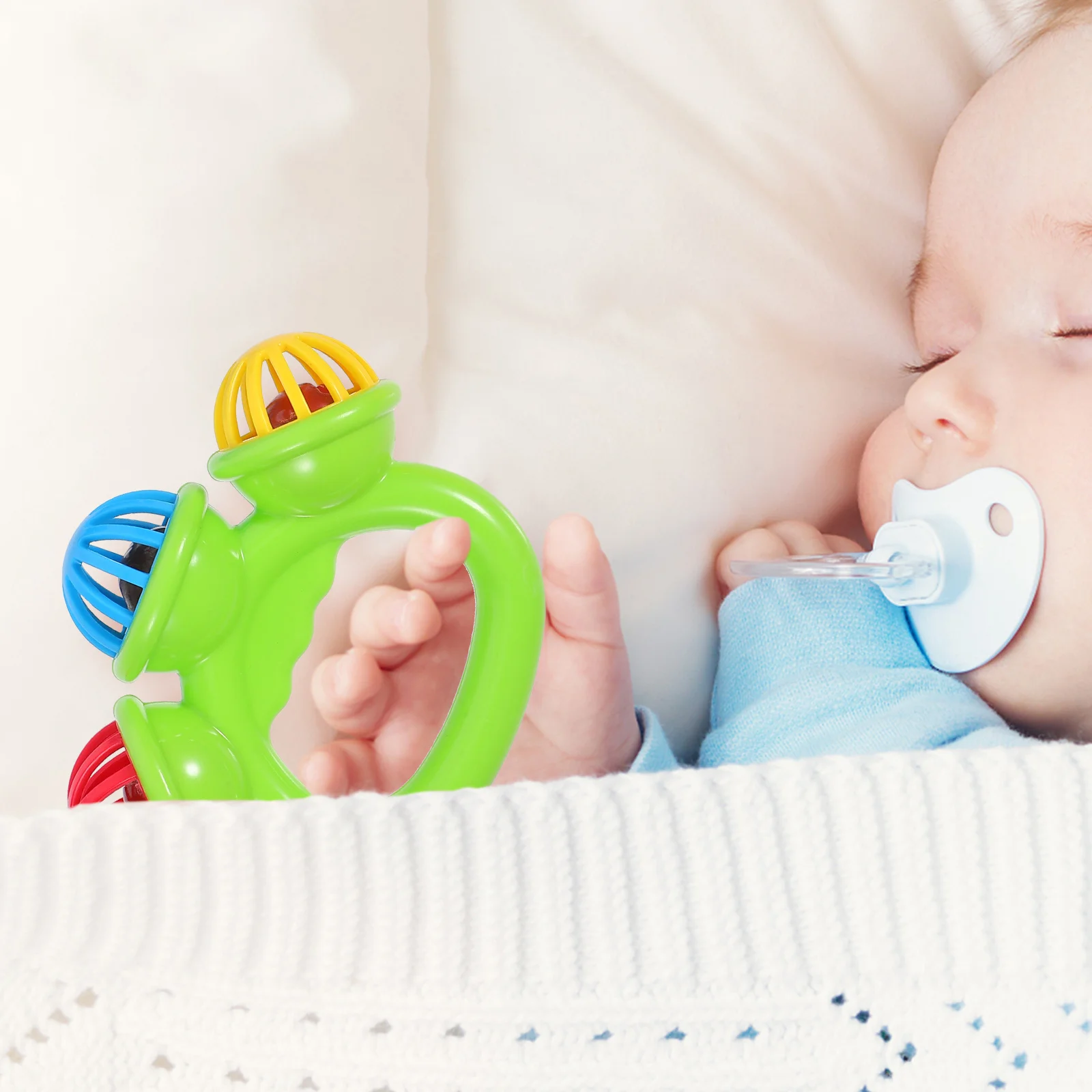 Tamborim de Mão Pequeno para Crianças, Conjunto de 3 Peças de Brinquedo com Sino, Instrumento Musical de Cor Aleatória, Presente de Som Calmante para Bebês