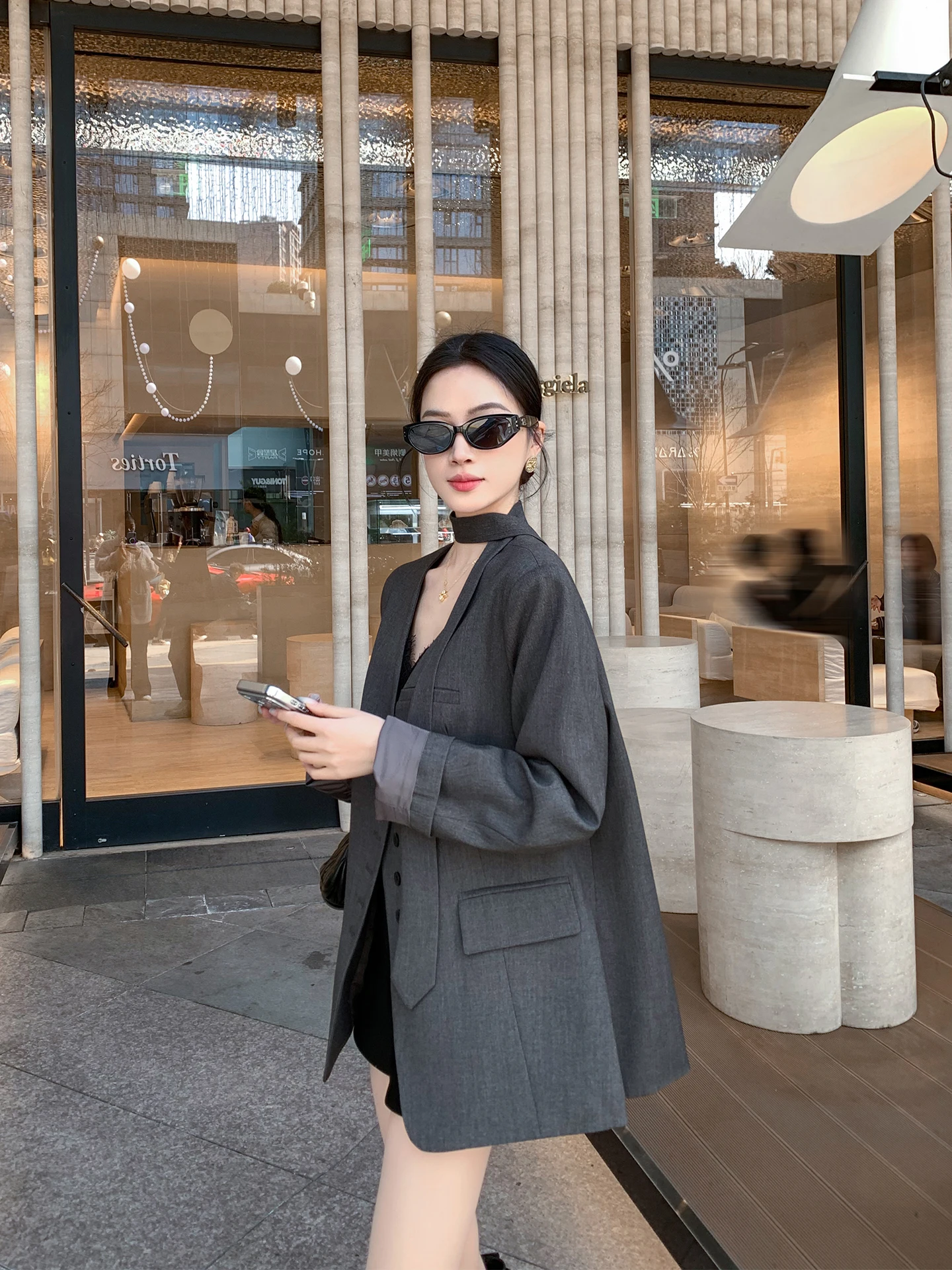 

Классический винтажный серый унисекс-костюм Binguo: свободная женская верхняя одежда, весна 2026, повседневный стиль для поездок на работу, с длинным рукавом, на одной пуговице