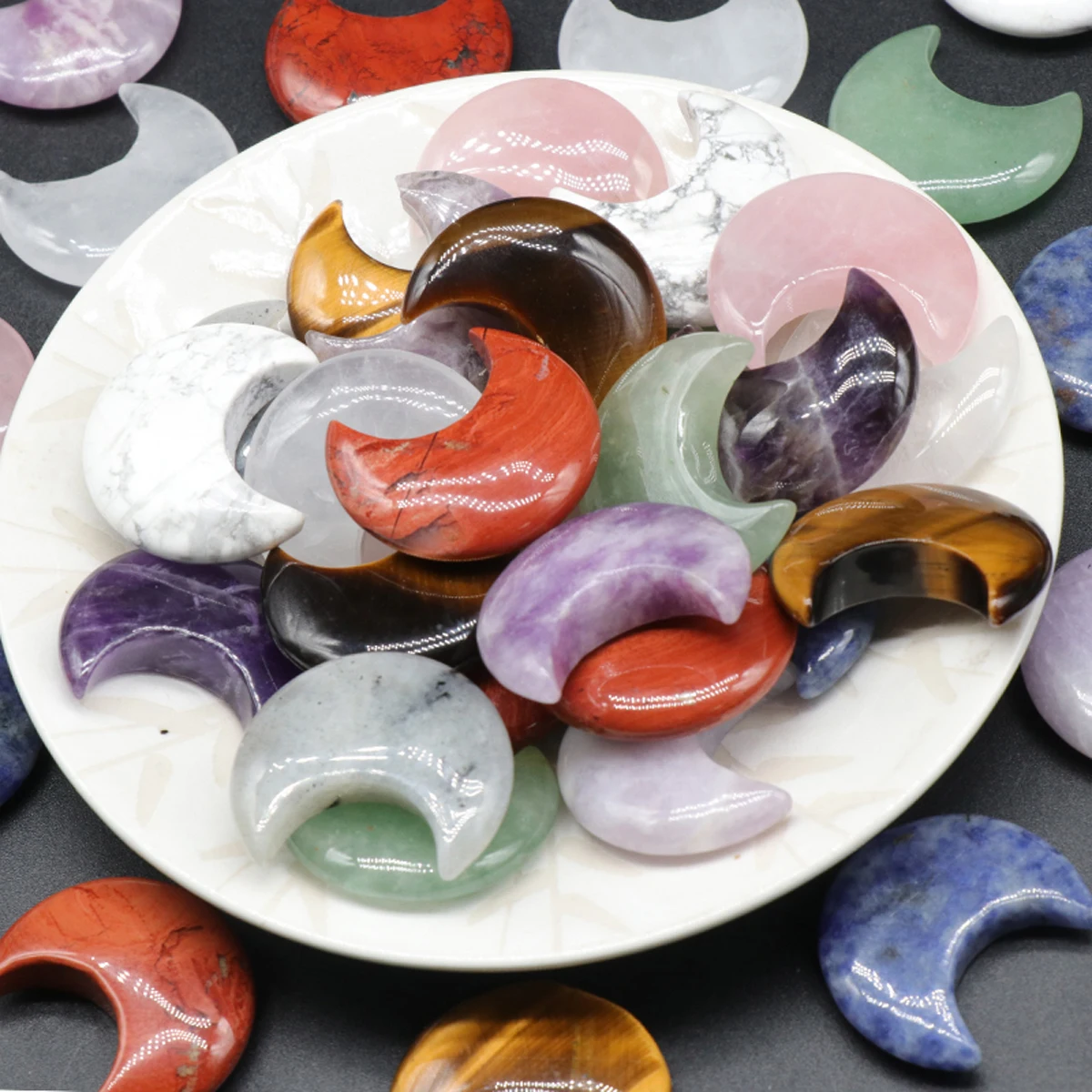 10PCS Wholesale Natural Stone Amethyst Rose Quartz Flash Labradorite Moon Shape Ornaments Home Decoration DIY Sculpture Stone