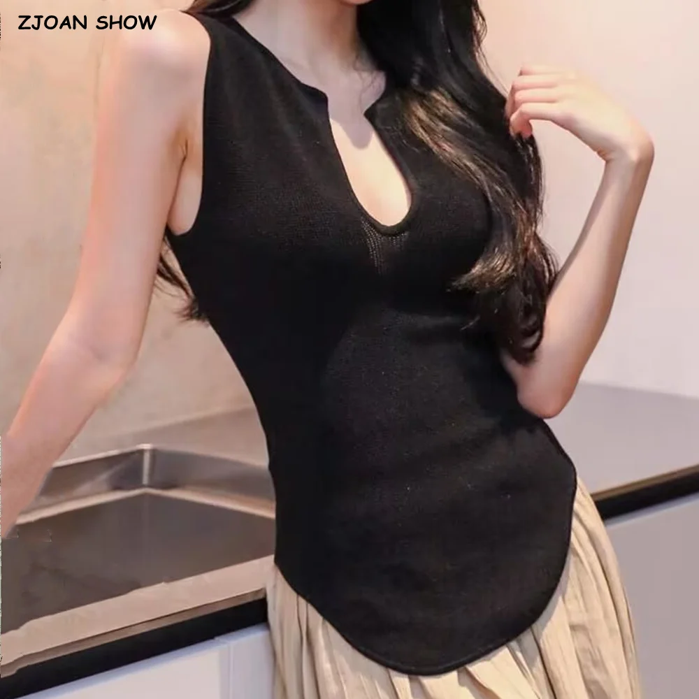 Sexy V neck Curved Hem Knitted Tank Top Women Slim Sleeveless Sweat Vest Summer Girl Crop top Black White