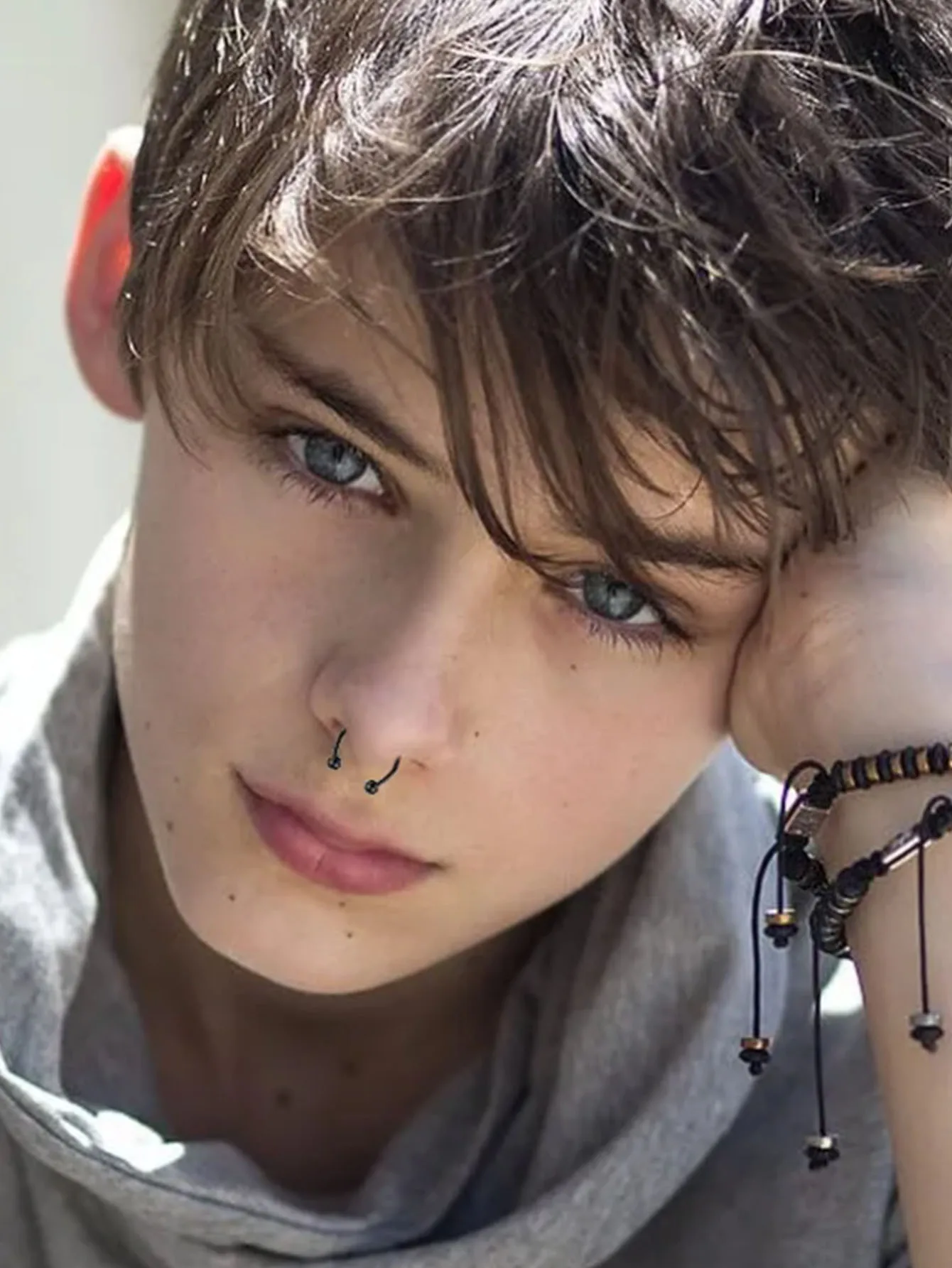 2/5 piezas de acero inoxidable, aro magnético para la nariz con forma de herradura, clip de nariz falso sin perforación para hombres y mujeres, joyería corporal apilable estilo punk urbano, regalo moderno para fiestas y vacaciones para adolescentes, chicos y mujeres.