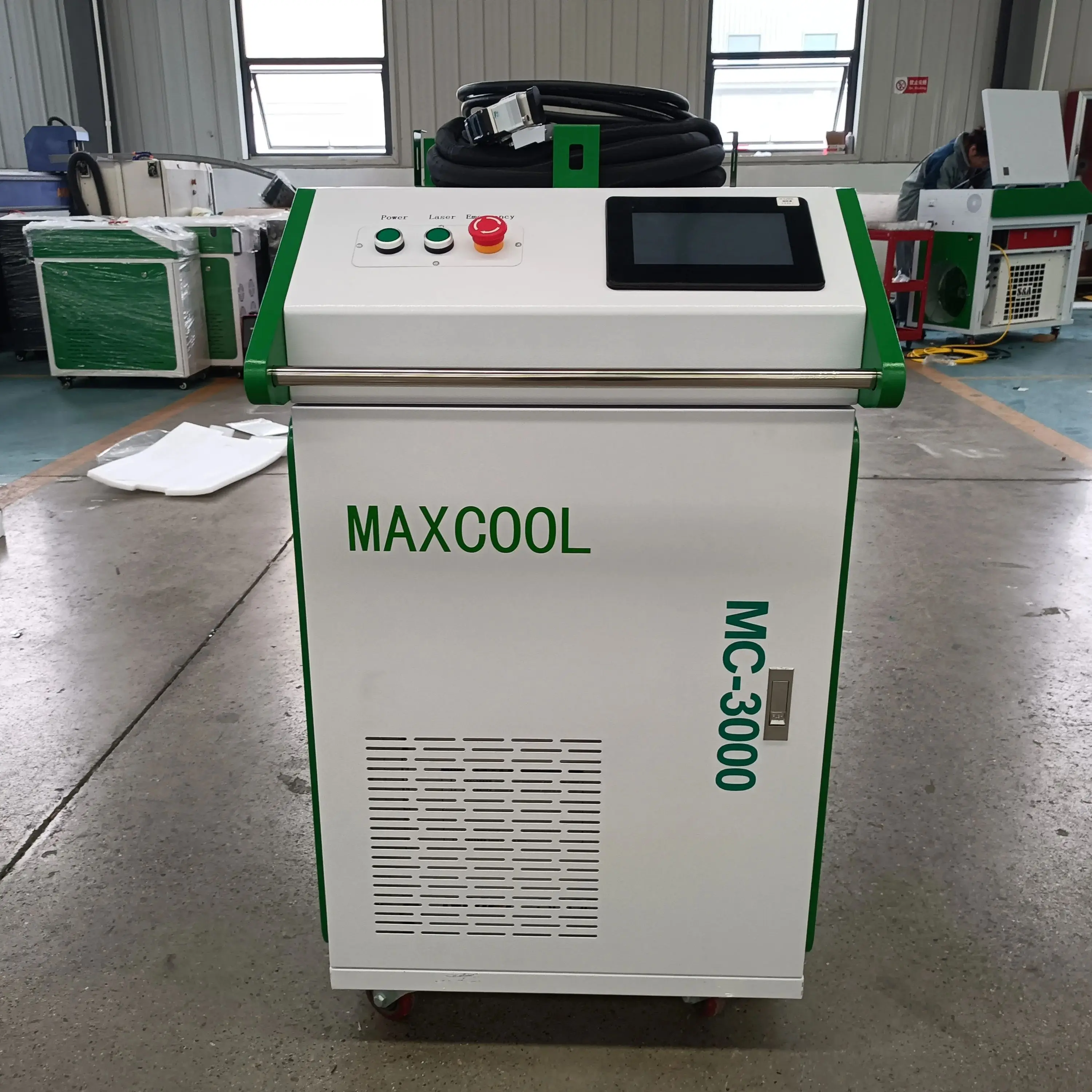 

Stainless Steel Aluminum 4 In1 Metal Sheet Soldadura Laser Welder 3000W 2kw Rust Removal Small Fiber Laser Cutting Cleaning