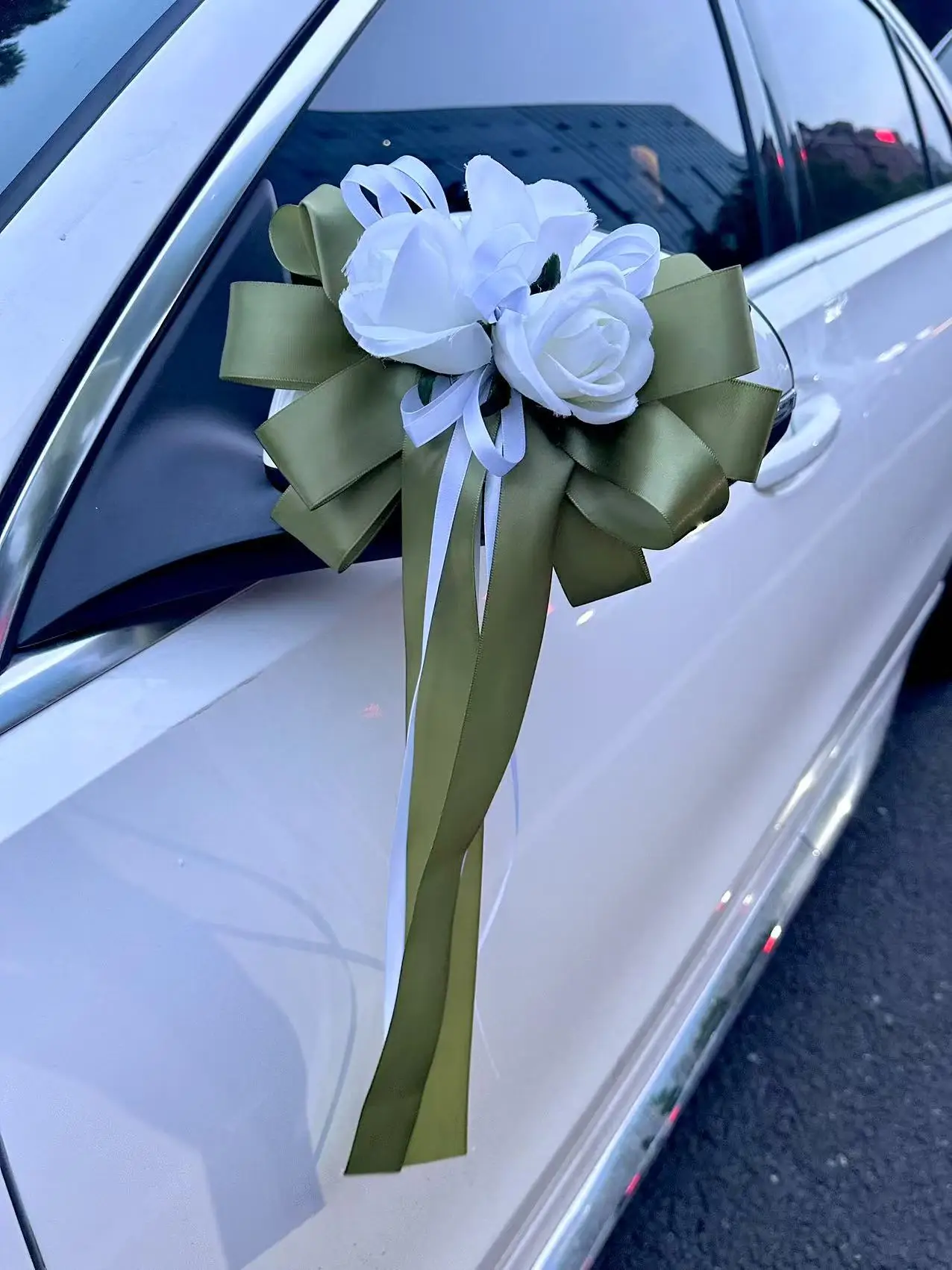 Yannew 4 個結婚式の車のバックミラー花リボン蝶ネクタイ付き新婚自動ドアハンドル装飾通路ローズフラワー