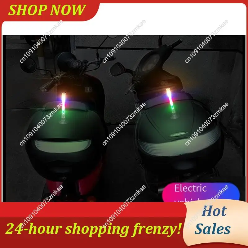 Daily Sale LED Warning Light Solar Wireless Warning Light Waterproof Car Solar Warning Light