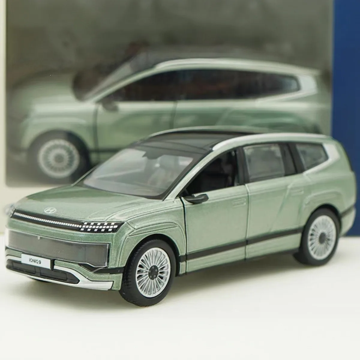 1:38 Original Hyundai Ioniq 9 N Car Model Hyundai Car Collection Alloy Pull-back Car Model