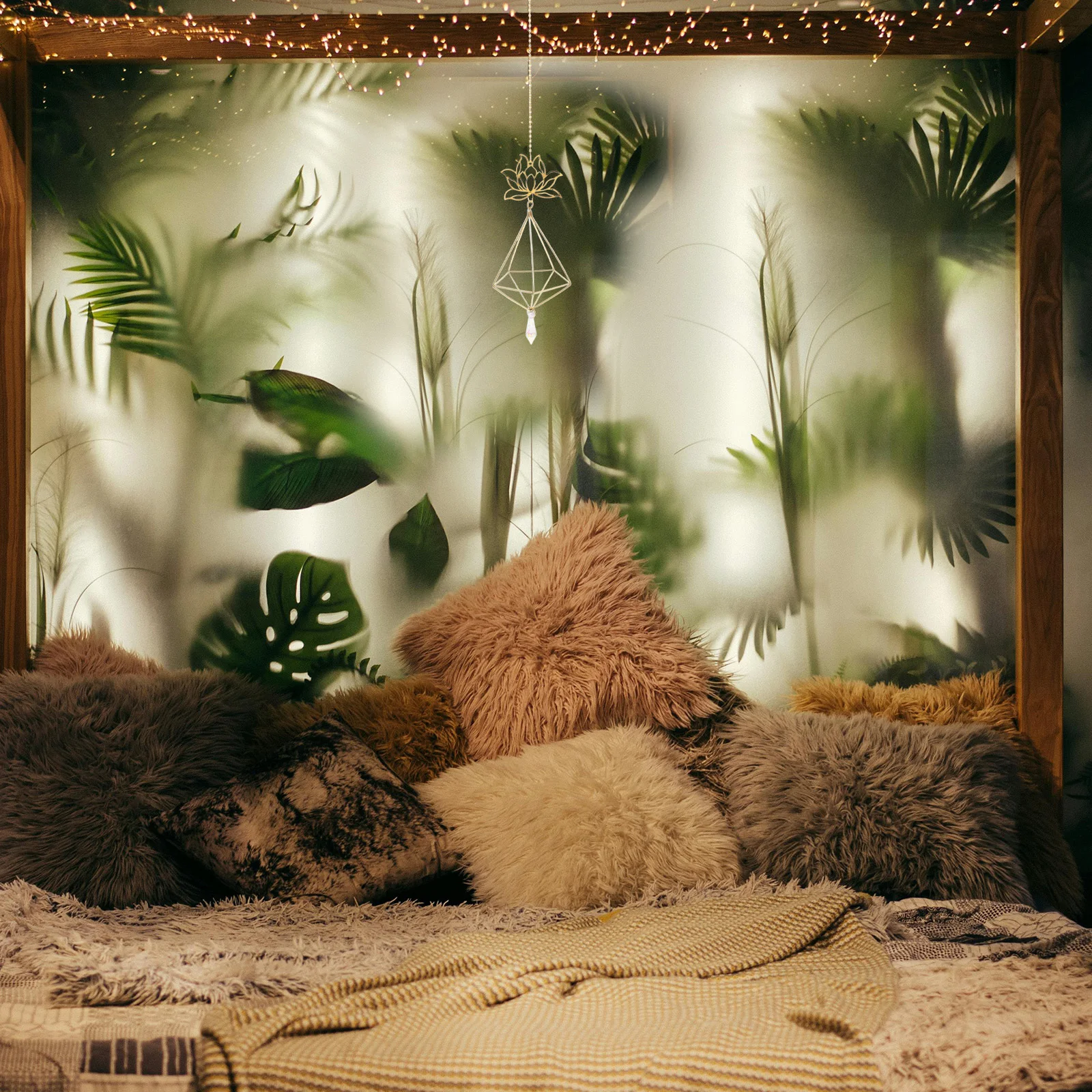 

Light Decor Golden Crystal Pendant Hanging Ornament For Party Wedding Birthday Window Suncatcher Chandelier