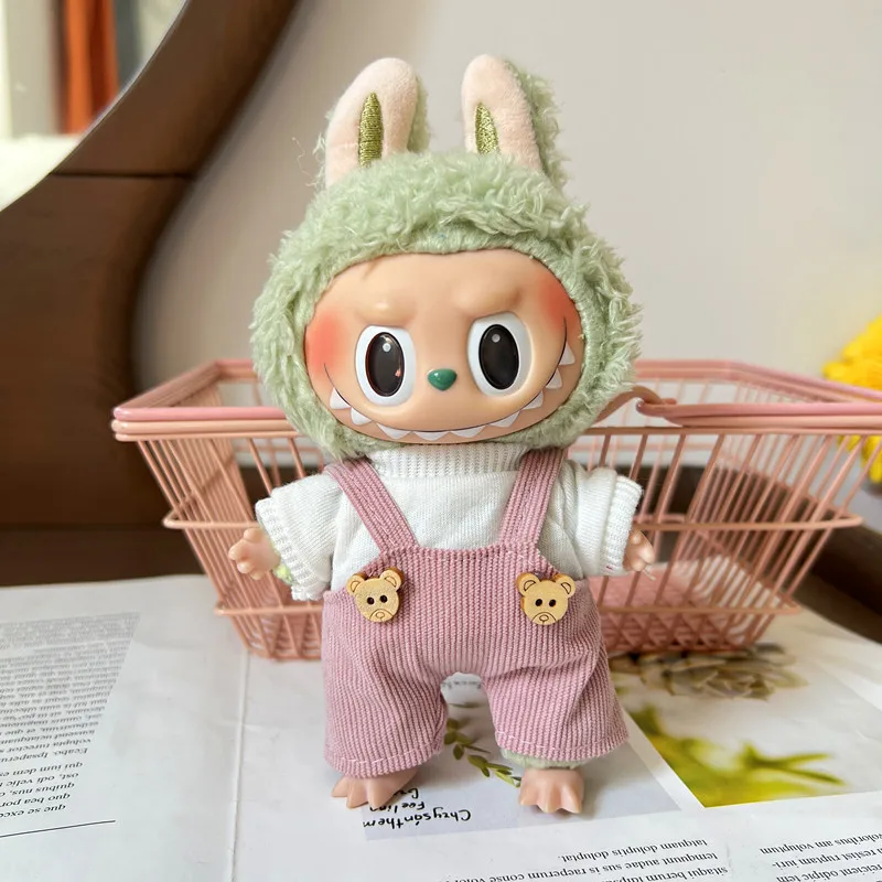 Poppenkleertjes voor 17 cm Labubu Jumpsuit Beer Overalls Pluche Vinyl Pop Hanger Kleine Kleren Leuke Dress Up Decoratie Accessoire