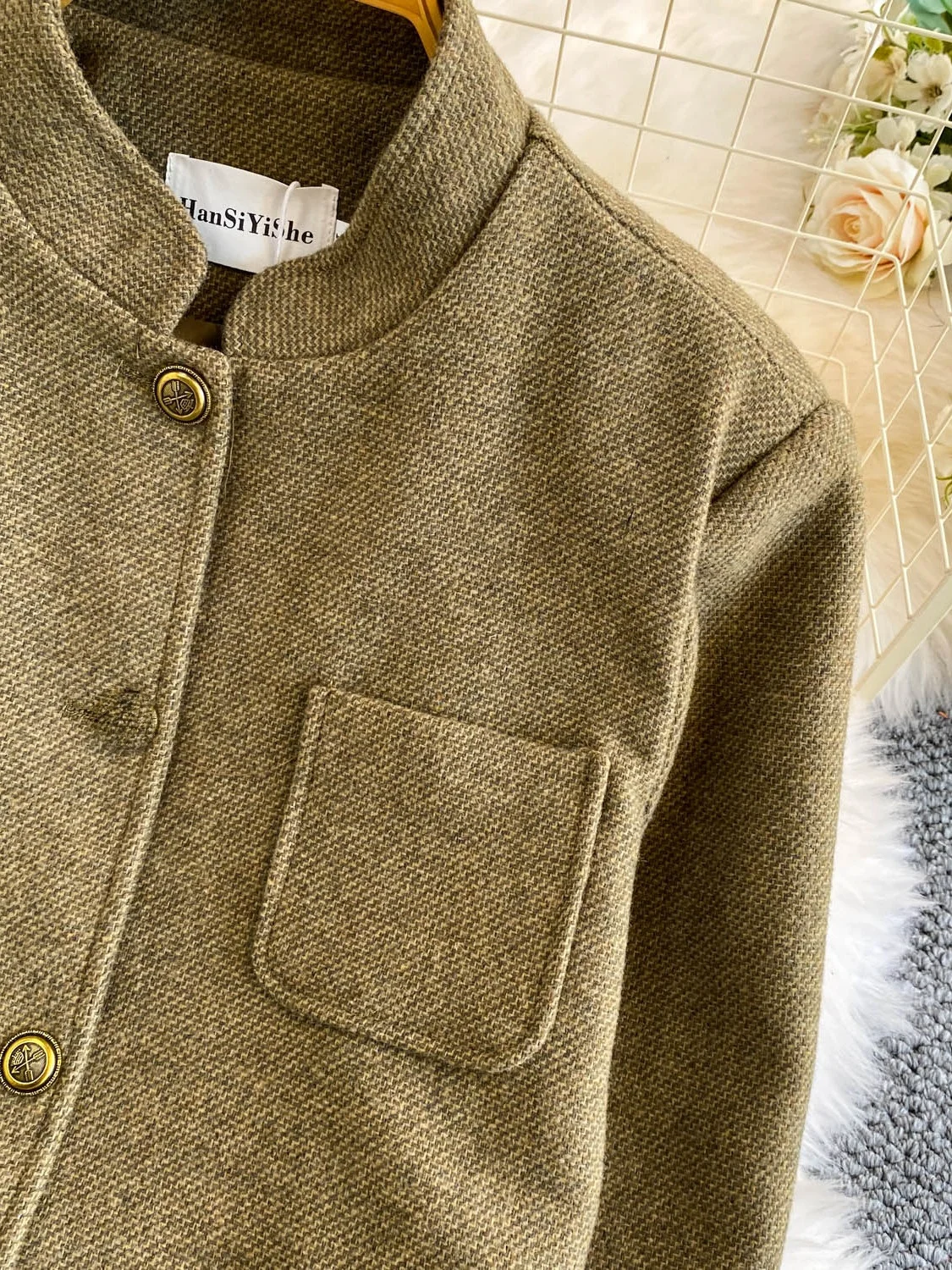 Retro Luxury Court Metal Buckle Long Sleeve Loose Slim Design Women's Jacket 2026 New Style Commute Style Multi-Pocket Outerwear