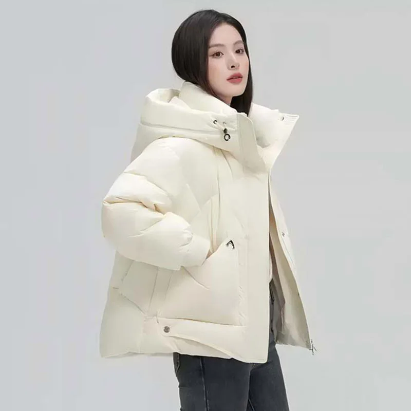Kurtka puchowa damska krótka, ocieplana, modna, w stylu zachodnim, ciepła, duża, nowość na zimę 2025.