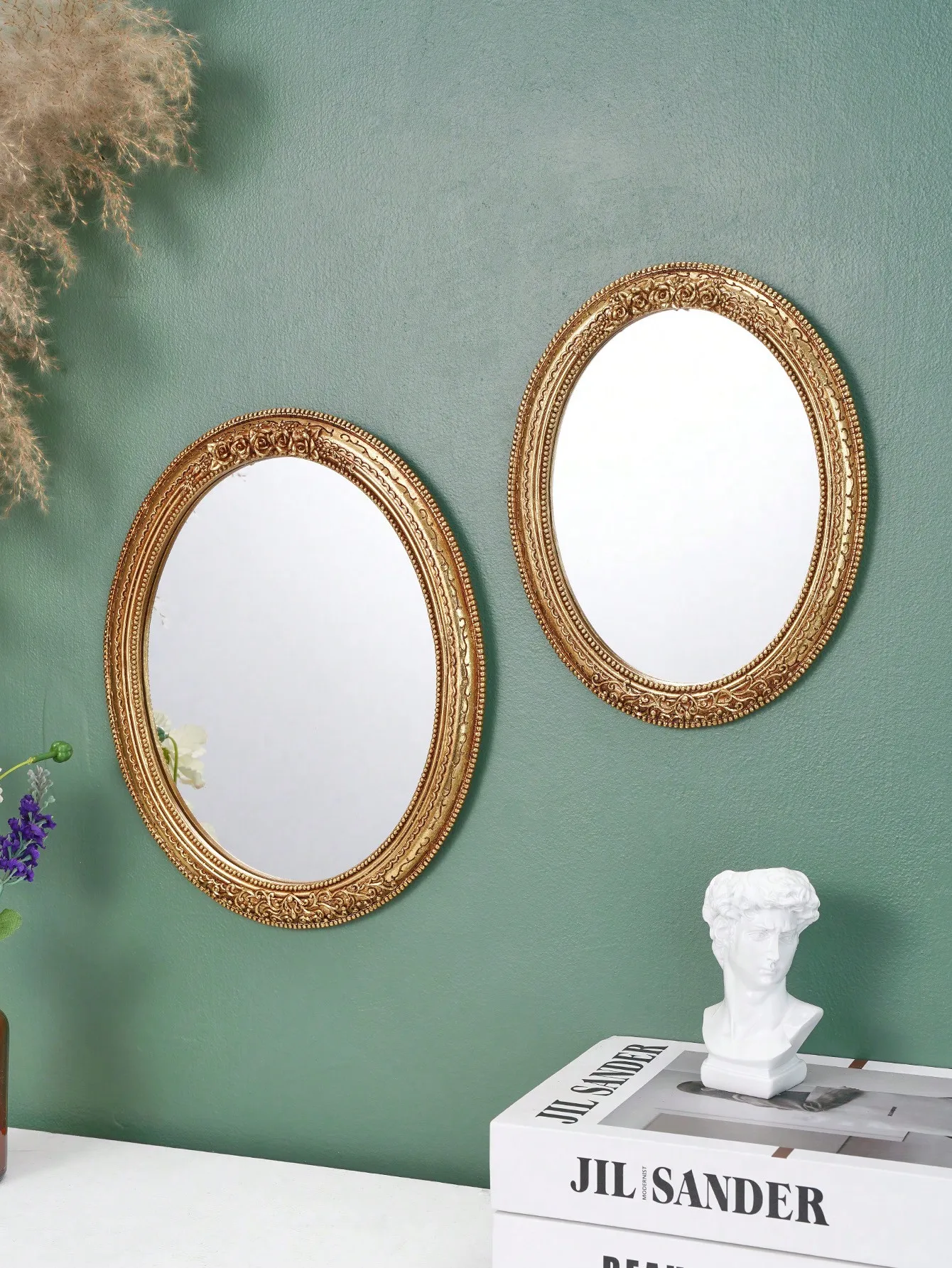 1PC Gold Classical Lace Pattern Oval Decorative Hanging Mirror, European Style Wall Decor Home Art Hanging Ornament, Vanity Makeup Mirror, Rose Carved Dressing Mirror, Girl Art Wall Hanging Mirror, Cream Style Small Mirror, sh25072187687049607