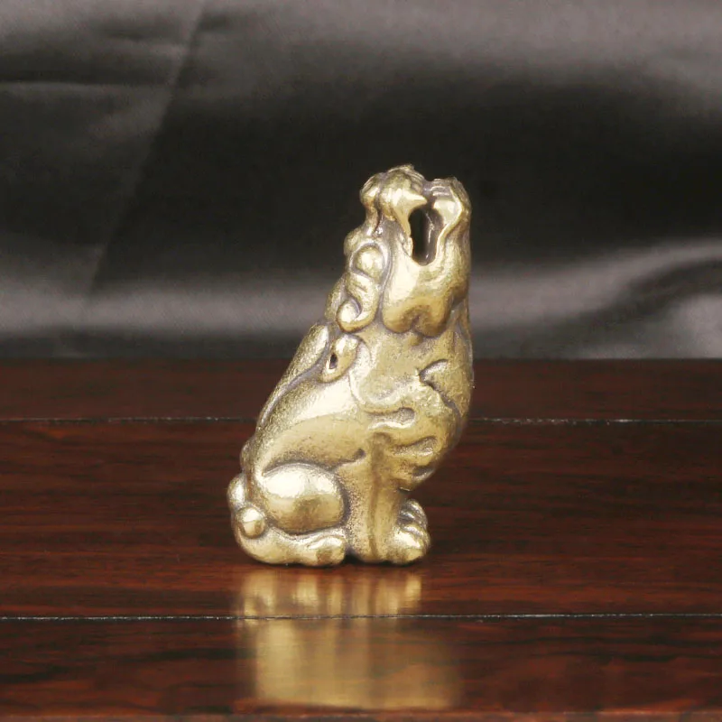 Brass Sky Roaring Beast Desktop Ornament Mythical Beast Copper Craft Hand Piece Pendant Vintage Collectible Home Decoration Gift