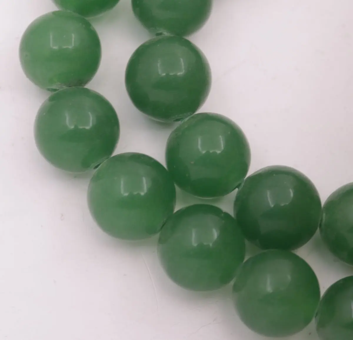 10mm round Green Malay Jade Quartz Stone Loose Beads 15 Inch Strand for Jewelry Making