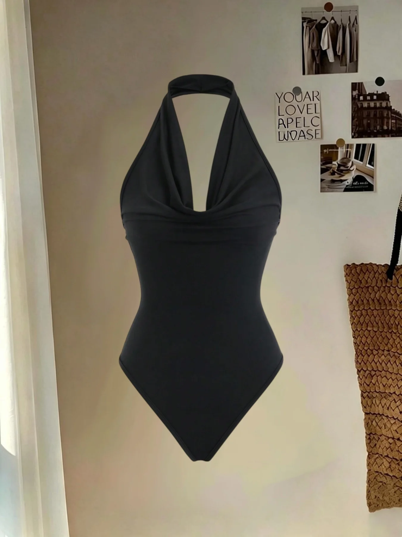 Damen-Body mit Neckholder-Ausschnitt, ärmellos, drapiert, hoch geschnitten, figurbetont, Y2K, sexy, für Urlaub, Party, Freizeit, Basic, einteiliges Oberteil – Detail 6