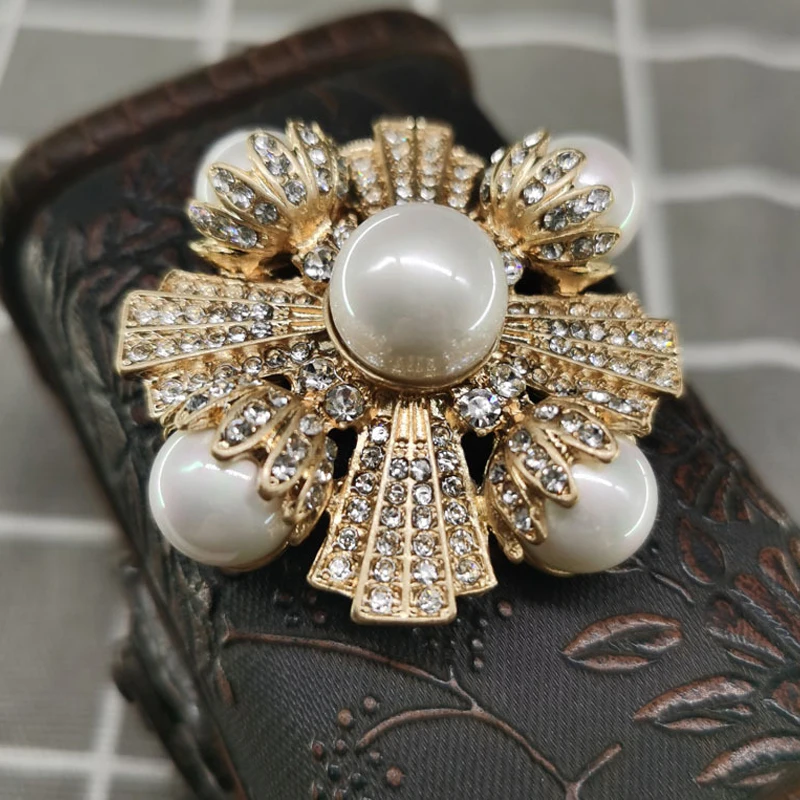 Vintage Boho Floral Corsage Pearl Flower Brooches Pins with Big Pearl Cross Brooch Women Wedding Bridal Jewelry