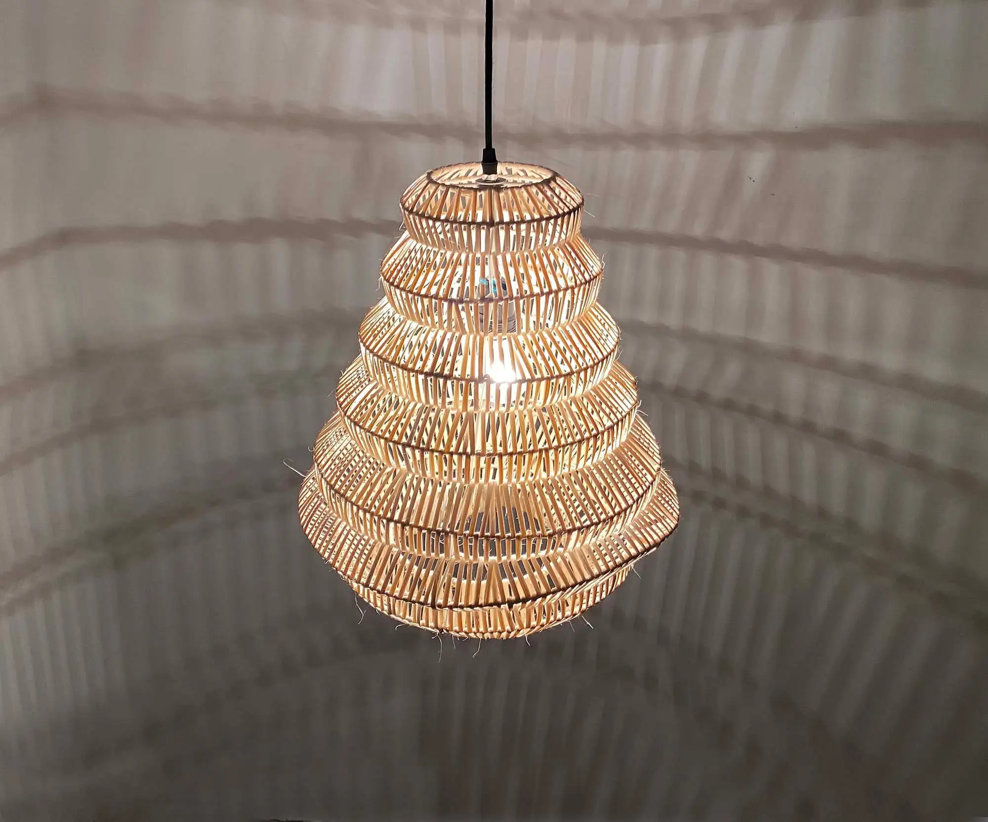 JOYINLED Tower-shaped Rattan Pendant Light, Handwoven Rattan Lighting, 40/50/60cm Lampshade for Kitchen, Bedroom, Dining Room
