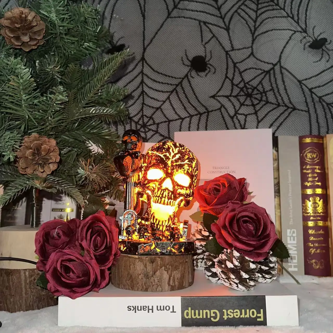 Glowing Skeleton Resin Night Light, Halloween Skull Table Lamp, Gothic Ambient Ornament, Indoor Halloween Home Decor