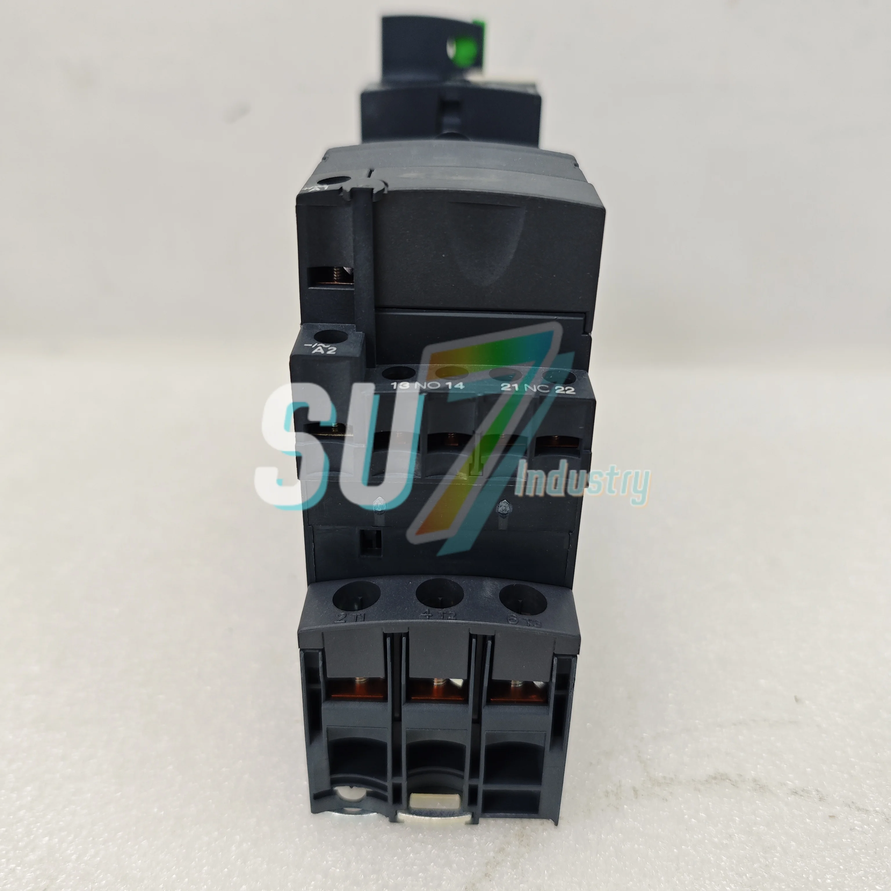 LUB32 モータースターターベース 新品 倉庫内