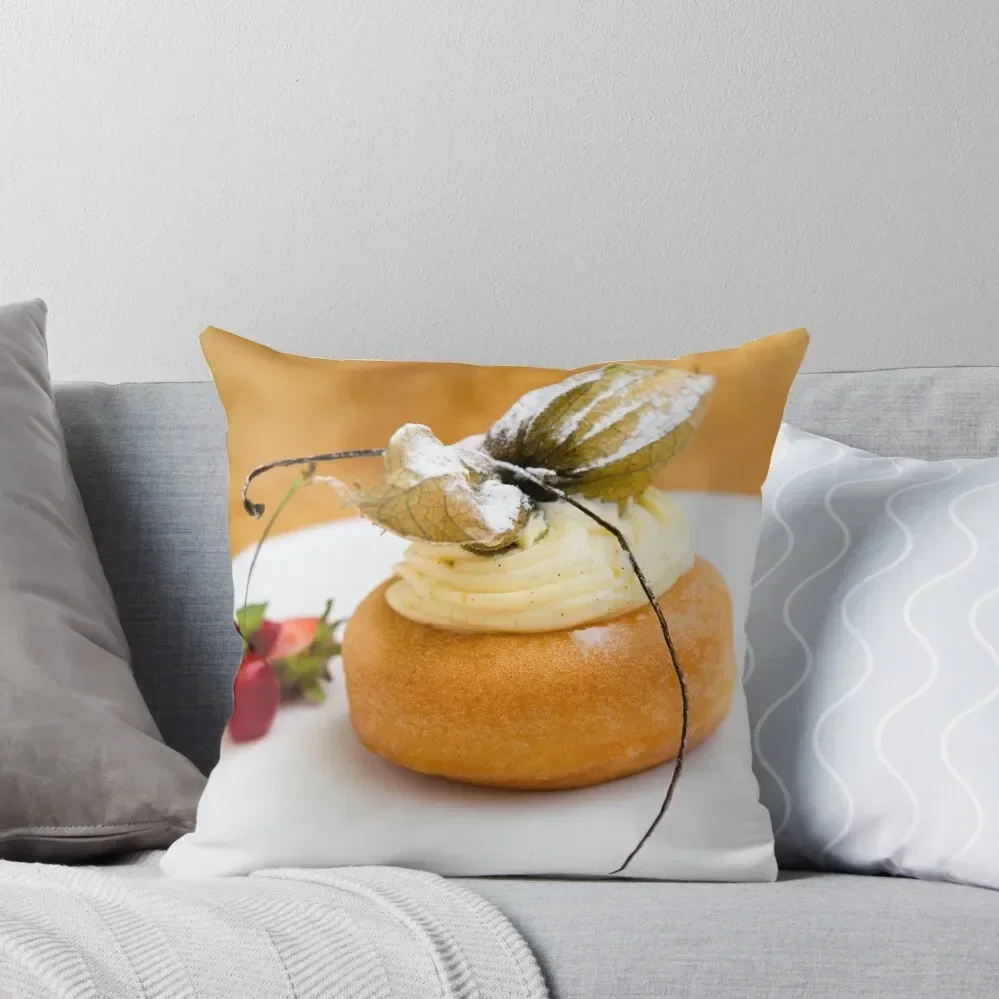 

Rum Baba Dessert Throw Pillow Couch Cushions luxury home accessories Luxury Living Room Decorative Cushions Pillowcases pillow