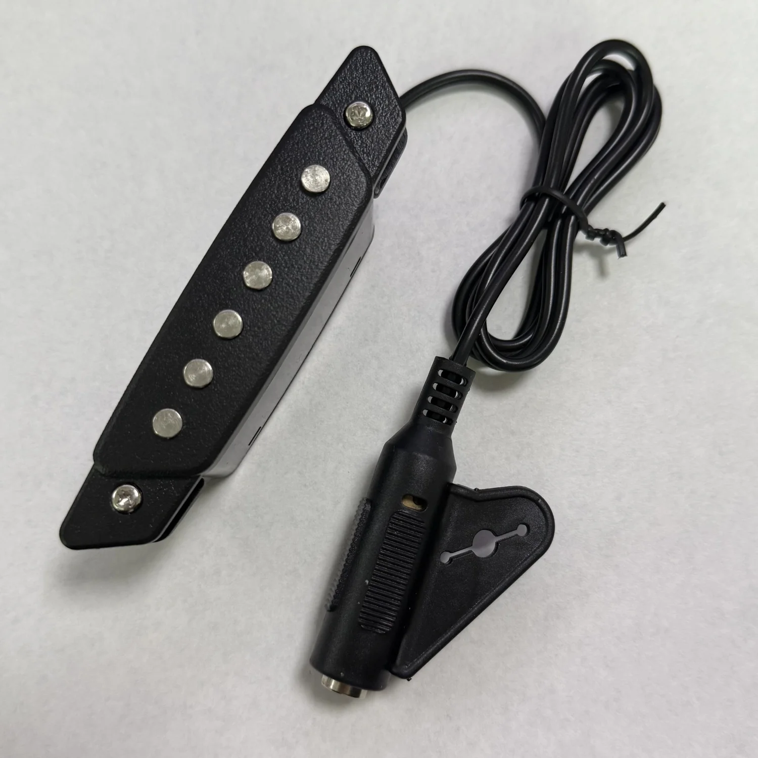 1pcs Acoustic Guitar Pickups Soundhole Entry-level Preamp Pickups 6.35mm Plug, 6-String SH-85 Soundhole Pickup EQ Preamp Pickup
