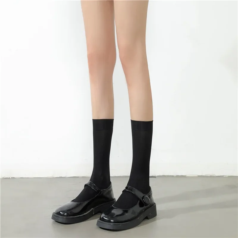 Calcetines JK para mujer, bonitos calcetines largos de Lolita blancos y negros, calcetines finos hasta la rodilla de verano, medias sexis de moda para Cosplay, 1 par