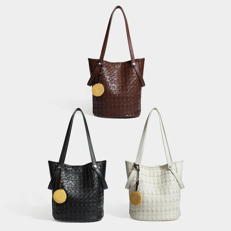 Retro-style woven bag2026New autumn/winter collection: stylish bucket bag with a sophisticated look, perfect for commuting