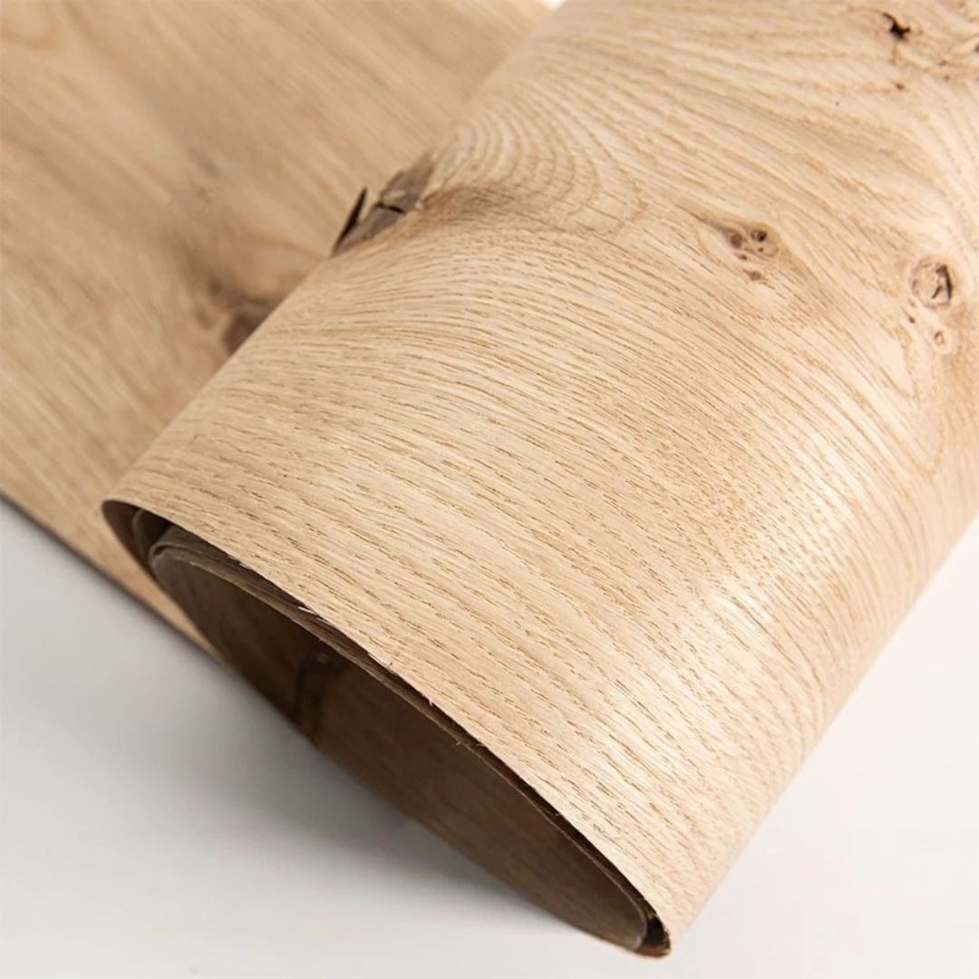 0.5mm Thick Vintage Natural Knotted White Oak Wood Veneer For Speaker Panels Wall Coverings Furniture And Cabinet Design