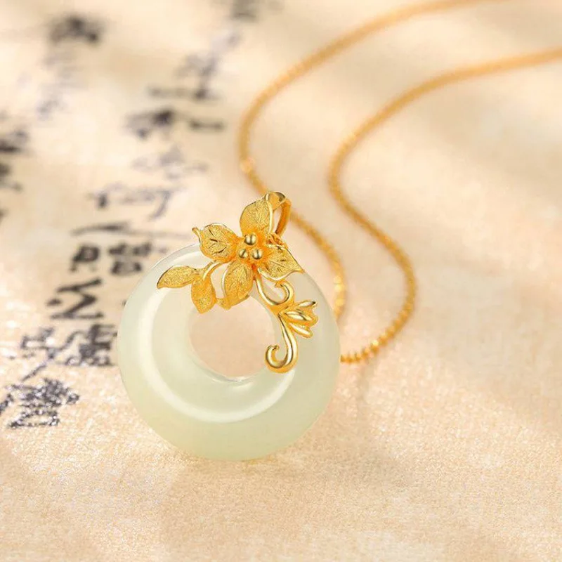 

Natural Hetian jade round necklace pendant luxury exquisite ancient gold craft flower clavicle chain wedding jewelry gift