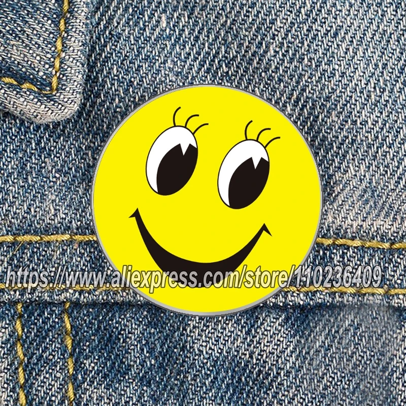 Broche de acero inoxidable para dar a la vida y un sonrisa, alfileres decorativos con cara bonita para mochila