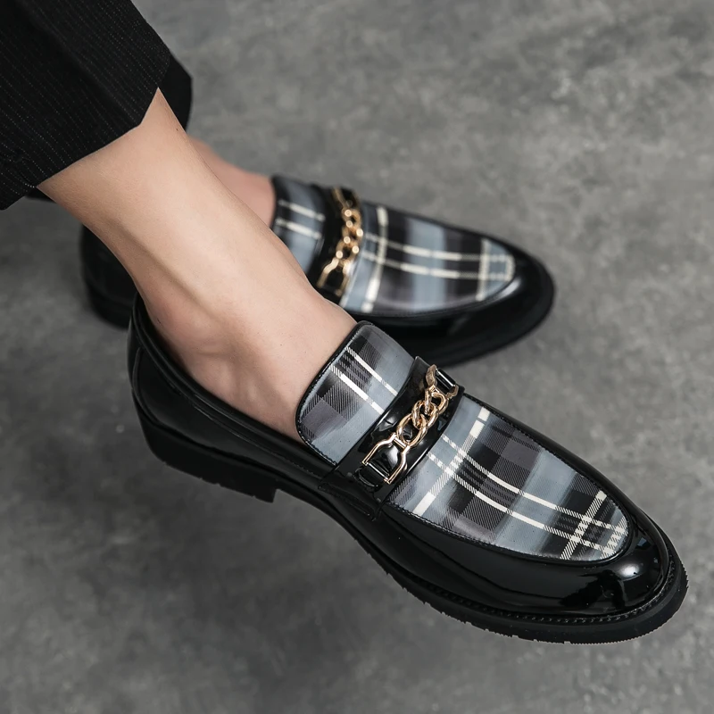 Spring Italian Luxury Leather Shoes for Men Chain Loafers Casual Men Shoes Slip-on British Style Striped Thick bottom Moccasins
