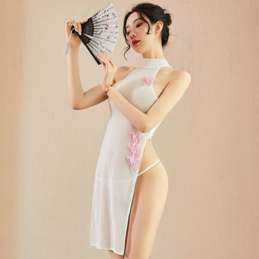 بيجامات نسائية مثيرة جديدة لعام 2024 تنورة شيونغسام بمنظور عالي الشق فستان تشيباو مجوف أسود وأبيض بدون ظهر تشيباو الصيني